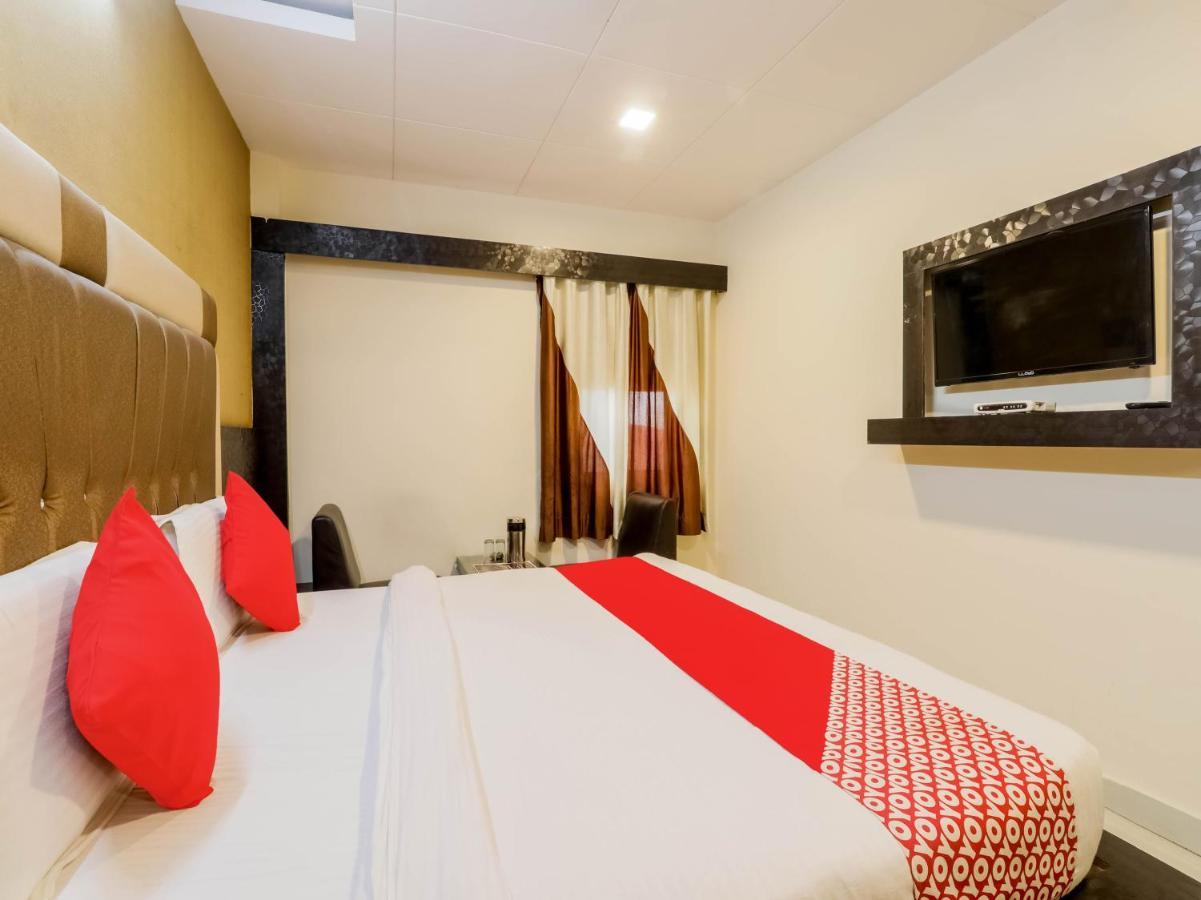 Oyo 79765 Hotel Samrat Lucknow Dış mekan fotoğraf