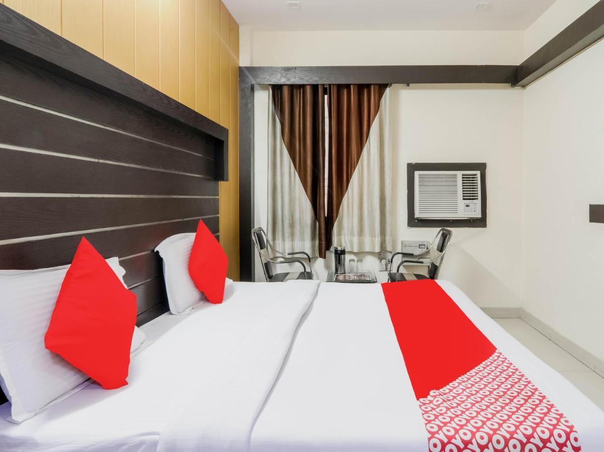 Oyo 79765 Hotel Samrat Lucknow Dış mekan fotoğraf
